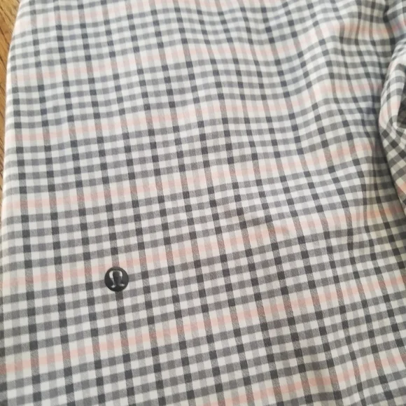 Lululemon Shorts - Picture 4 of 5